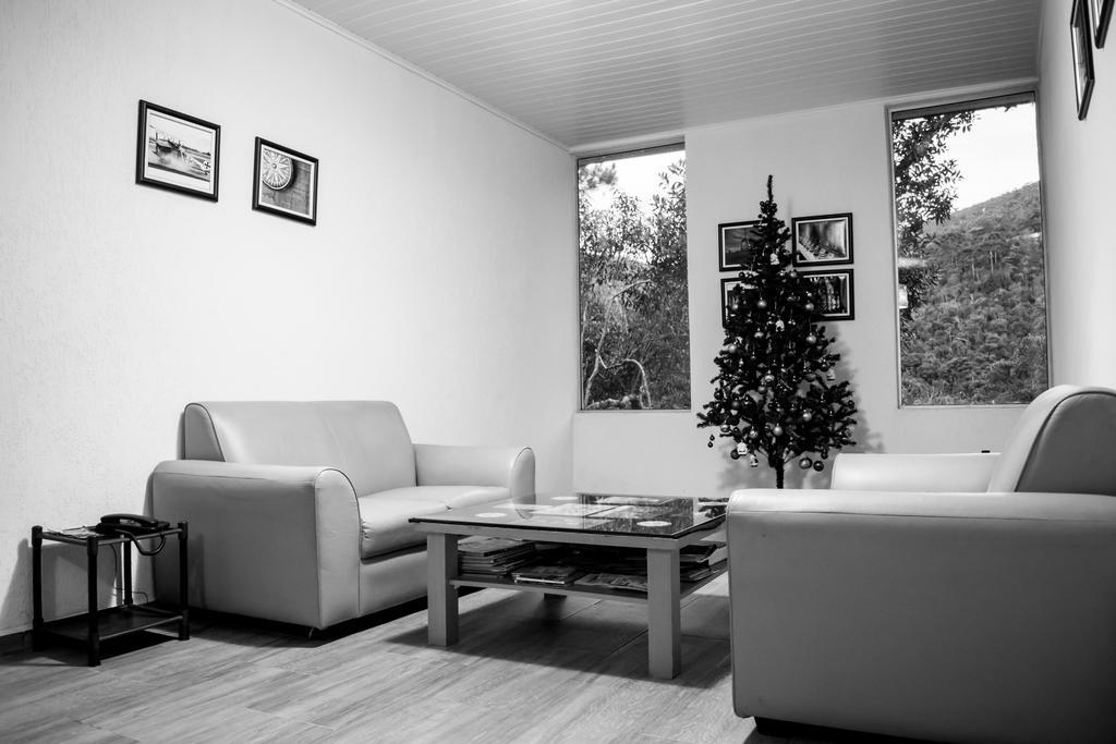 Refugio Melissa Appartement Campos do Jordão Buitenkant foto